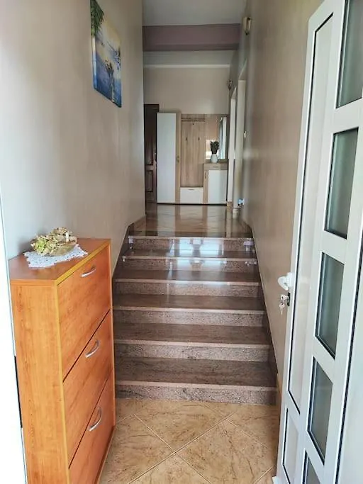 Apartment Valtura 0*,  Croatia